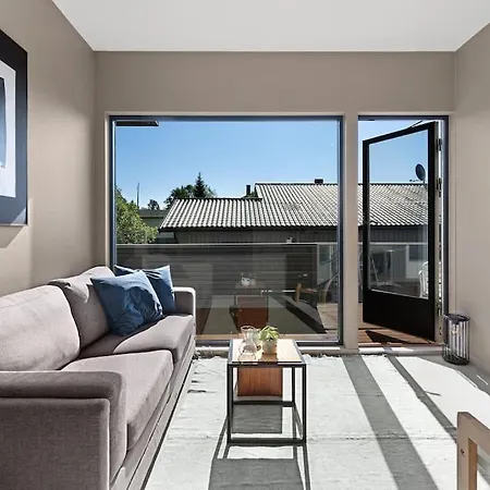 Lejlighed Seaview W/terrace&parking Tromsø